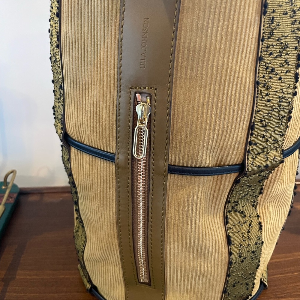 F/W 2022 Ulla Johnson Willow XL Drawstring Bucket Bag in Senape Colorblock - Picture 9 of 14